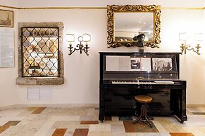 Hotel Royal