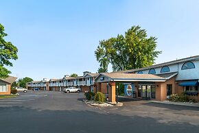 Best Western River Terrace