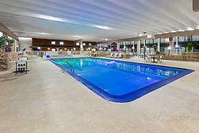 Ramada Hotel & Conference Center by Wyndham Grayling