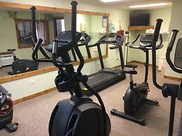 Ramada Hotel & Conference Center by Wyndham Grayling