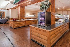 Ramada Hotel & Conference Center by Wyndham Grayling