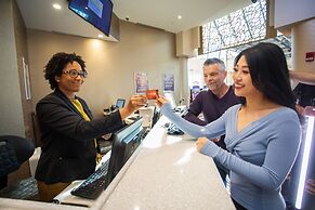 Jake's 58 Casino Hotel - Adult Only