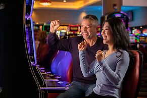 Jake's 58 Casino Hotel - Adult Only