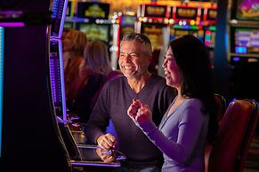 Jake's 58 Casino Hotel - Adult Only