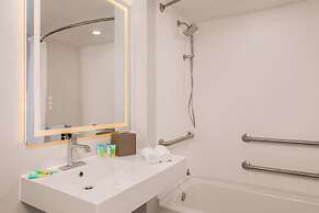 B&B Hotel Orlando International Drive Near Universal - Newly Renovated