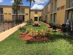 Floridian Express Hotel