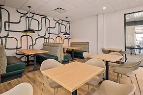 B&B Hotel Orlando International Drive Near Universal - Newly Renovated