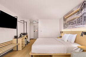 B&B Hotel Orlando International Drive Near Universal - Newly Renovated