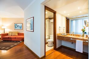 Cosmos 100 Hotel & Centro de Convenciones