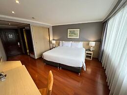 Cosmos 100 Hotel & Centro de Convenciones