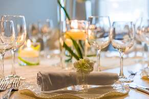 Cosmos 100 Hotel & Centro de Convenciones