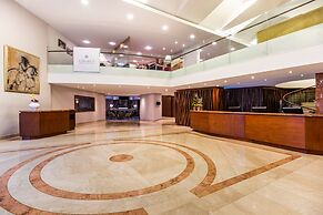 Cosmos 100 Hotel & Centro de Convenciones