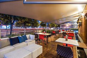 Cosmos 100 Hotel & Centro de Convenciones