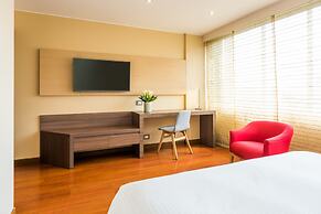 Cosmos 100 Hotel & Centro de Convenciones