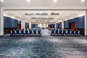 Cosmos 100 Hotel & Centro de Convenciones