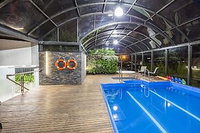 Cosmos 100 Hotel & Centro de Convenciones