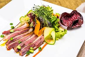 Cosmos 100 Hotel & Centro de Convenciones