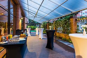 Cosmos 100 Hotel & Centro de Convenciones