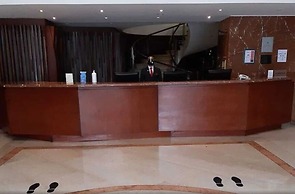 Cosmos 100 Hotel & Centro de Convenciones