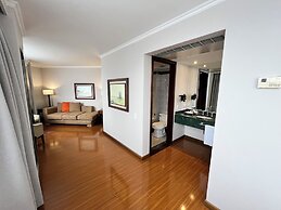 Cosmos 100 Hotel & Centro de Convenciones