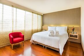 Cosmos 100 Hotel & Centro de Convenciones