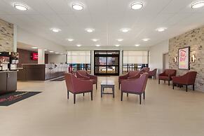 Red Roof Inn PLUS+ & Suites Erie