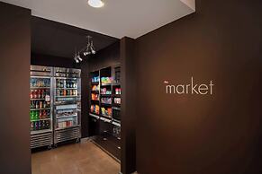 Courtyard by Marriott Savannah Midtown