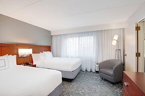 Courtyard by Marriott Savannah Midtown