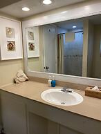 Bolongo Bay Beach Resort