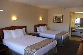 Travelodge by Wyndham Kamloops