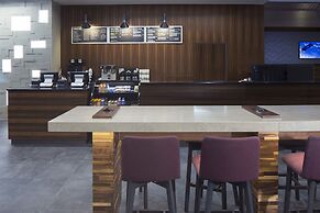 Courtyard by Marriott New Orleans Near the French Quarter