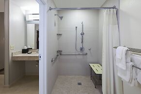 Courtyard by Marriott New Orleans Near the French Quarter