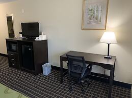 Quality Inn & Suites Pensacola Bayview