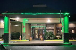 Quality Inn & Suites Pensacola Bayview