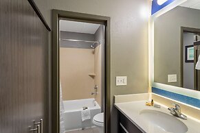 Best Western Plus Bowling Green