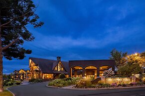 Crowne Plaza Lake Placid, an IHG Hotel