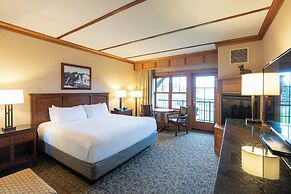 Crowne Plaza Lake Placid by IHG