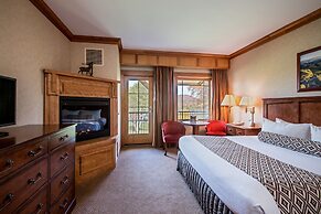 Crowne Plaza Lake Placid by IHG