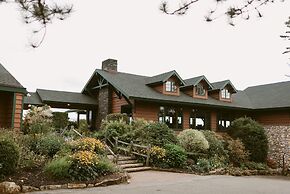 Crowne Plaza Lake Placid by IHG
