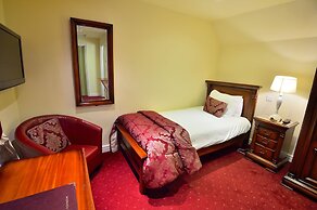 The Roundabout Hotel