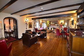The Roundabout Hotel