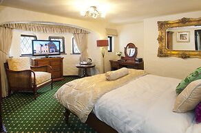 The Roundabout Hotel