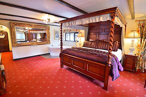 The Roundabout Hotel