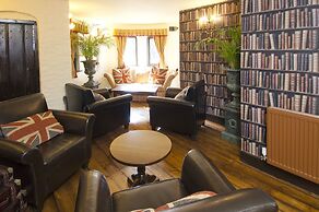 The Roundabout Hotel