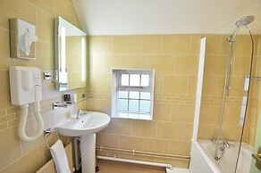 The Roundabout Hotel