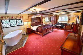 The Roundabout Hotel