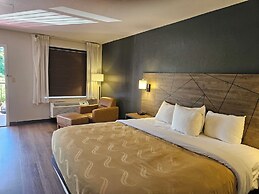 Quality Inn & Suites Greenville I-65