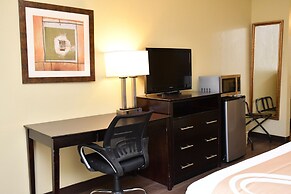 Quality Inn & Suites Greenville I-65