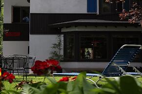 St. Moritz Lodge & Condominiums