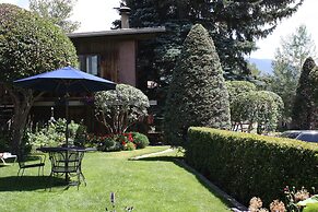 St. Moritz Lodge & Condominiums